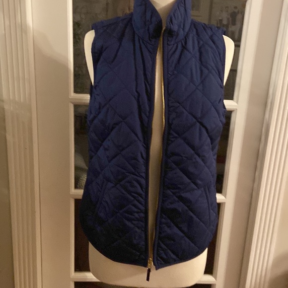 Old Navy quilted vest sz M - Picture 1 of 5